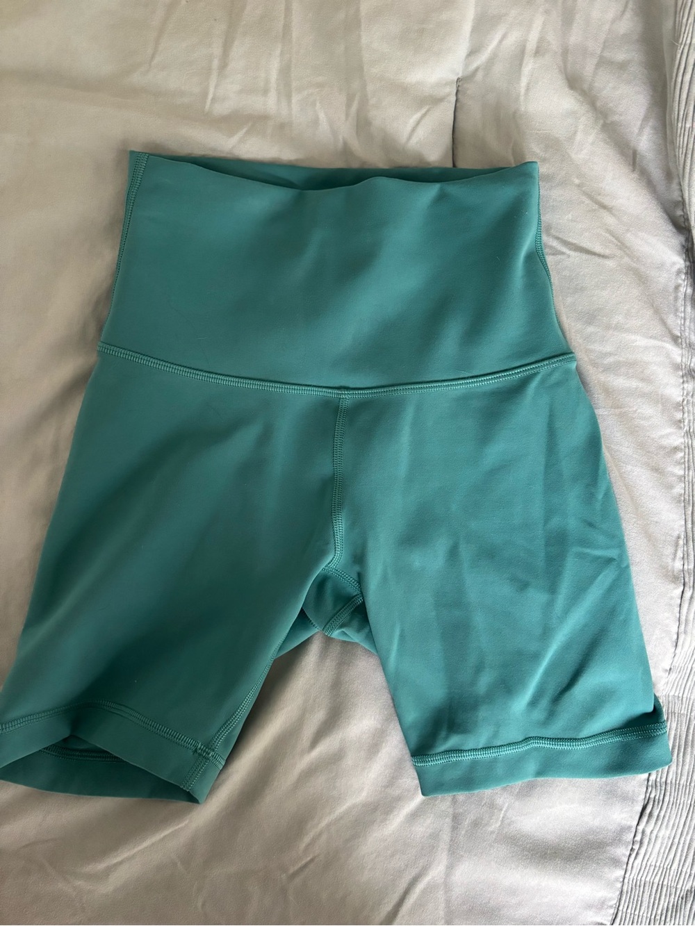 Lululemon Wunder Under High-Rise Bike Shorts in Teal Green